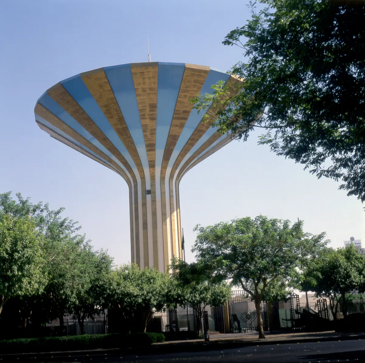 معلم حضري